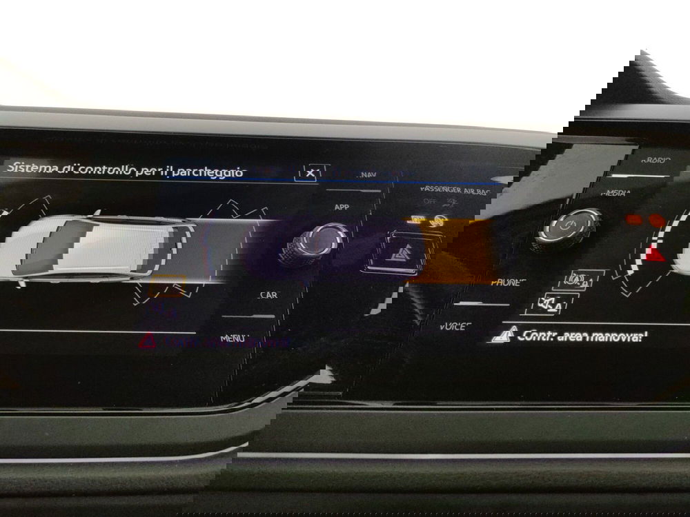 Volkswagen Taigo usata a Napoli (18)