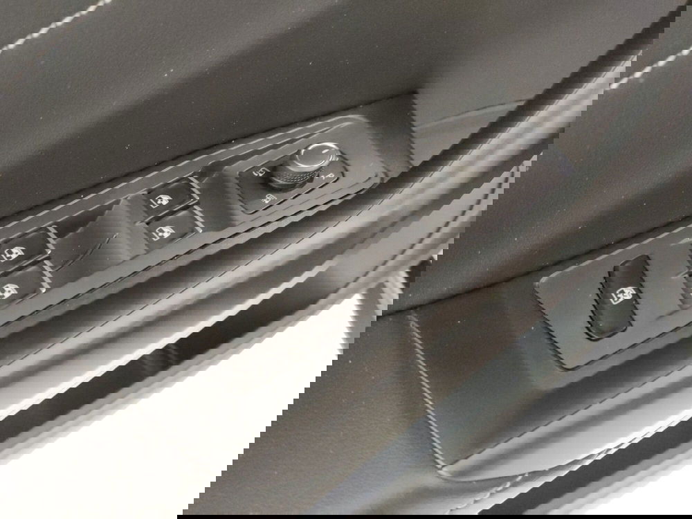 Volkswagen T-Roc usata a Napoli (16)