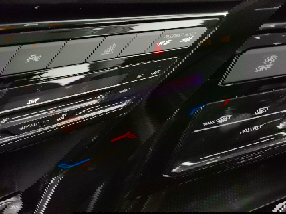 Volkswagen T-Cross usata a Napoli (17)