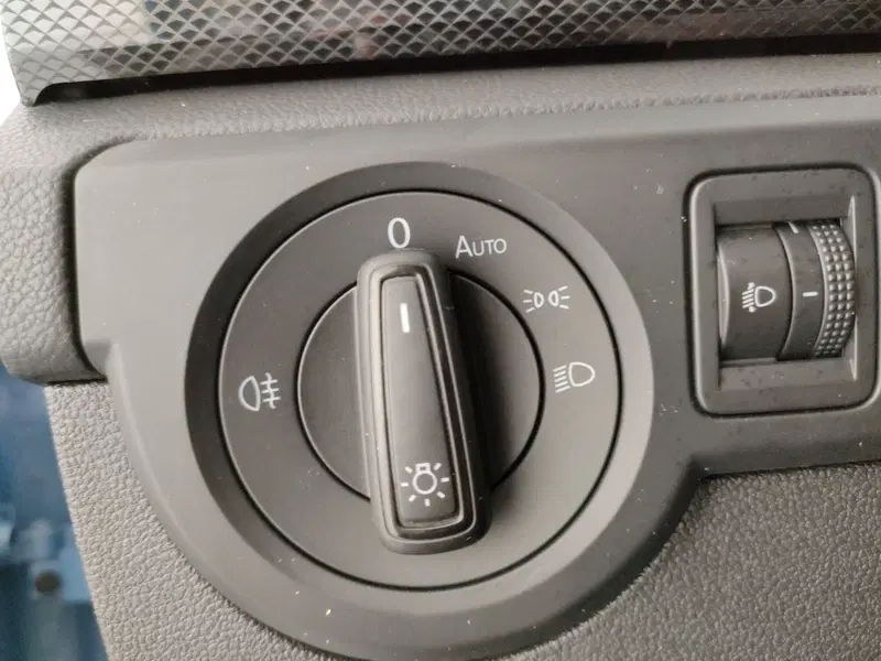 Volkswagen T-Cross usata a Napoli (11)