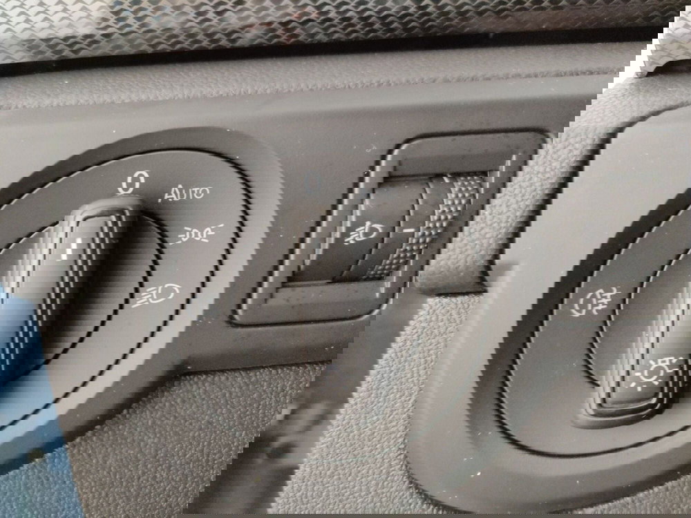 Volkswagen T-Cross usata a Napoli (11)