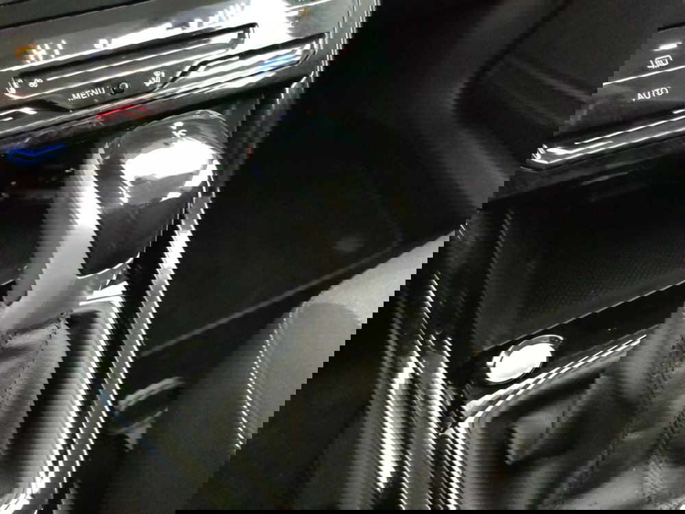 Volkswagen T-Cross usata a Napoli (18)