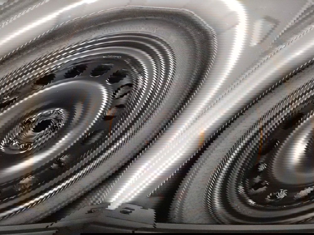 Volkswagen Taigo usata a Napoli (13)