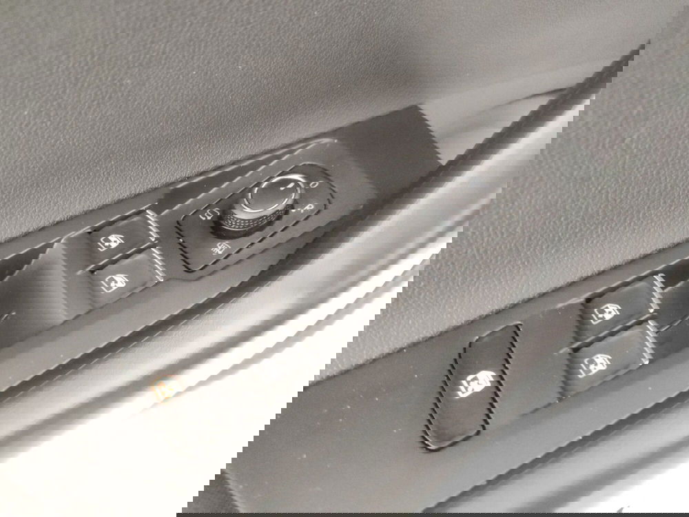 Volkswagen Taigo usata a Napoli (14)