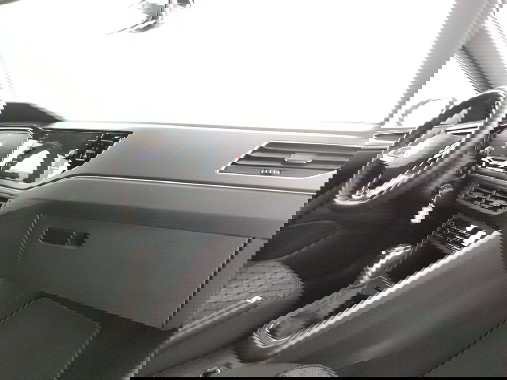 Volkswagen Taigo usata a Napoli (7)