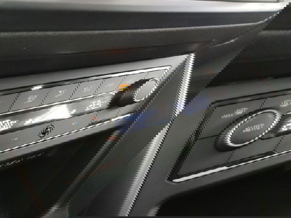 Volkswagen Polo usata a Napoli (14)