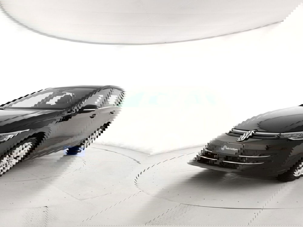 Volkswagen Golf Variant usata a Napoli