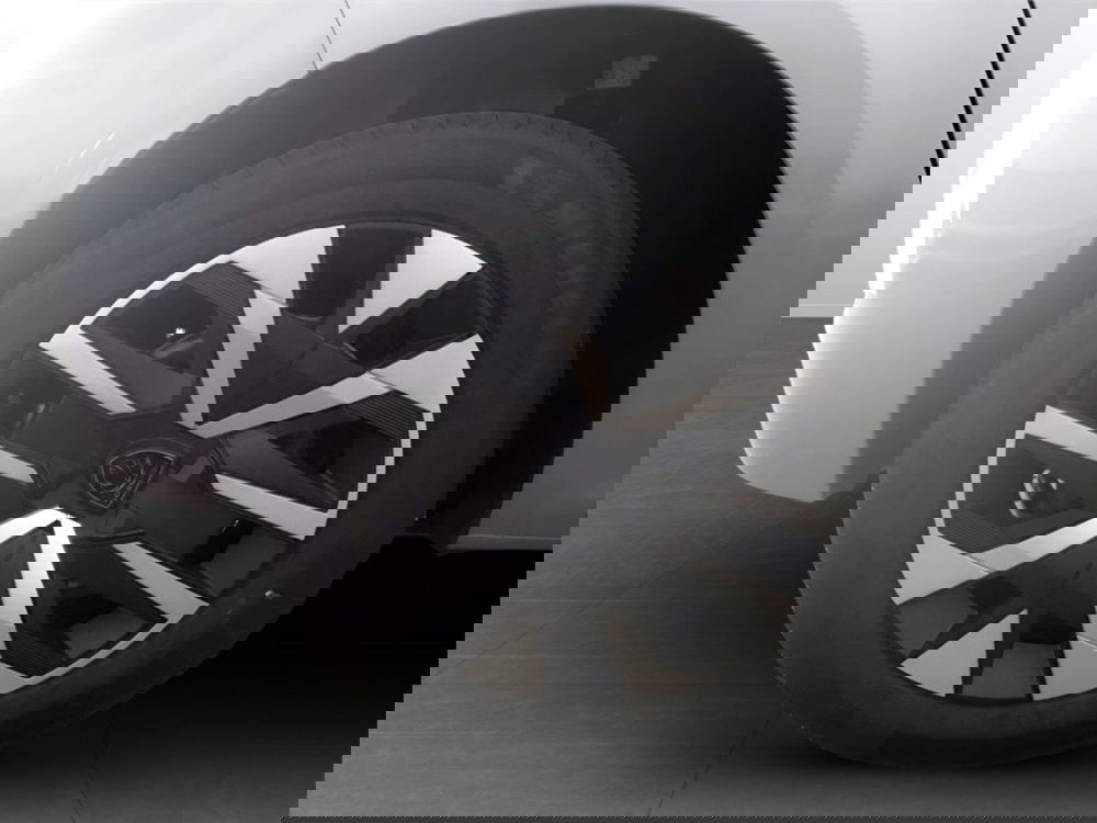 Peugeot 208 nuova a Varese (8)