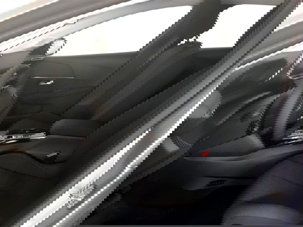 Peugeot 208 nuova a Varese (9)