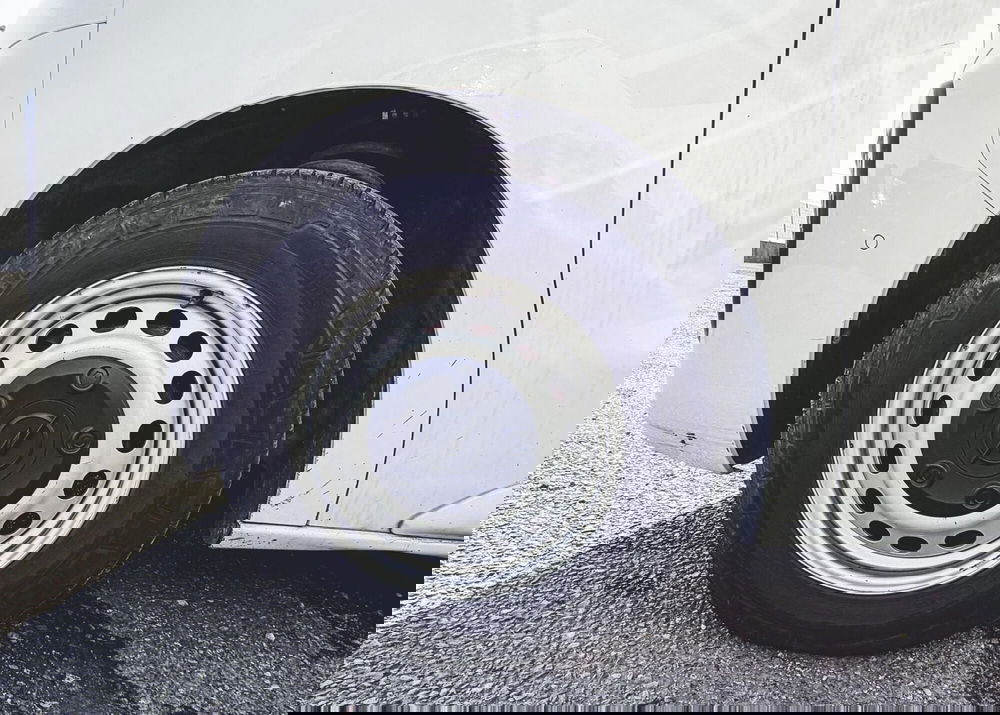 Opel Vivaro Furgone usata a Novara (8)