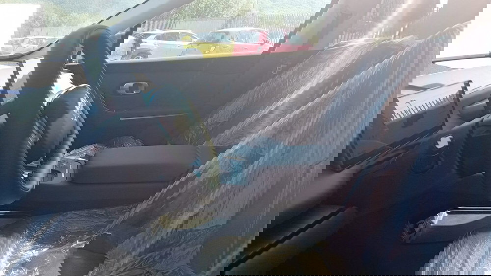 Leapmotor C10 nuova a Benevento (12)