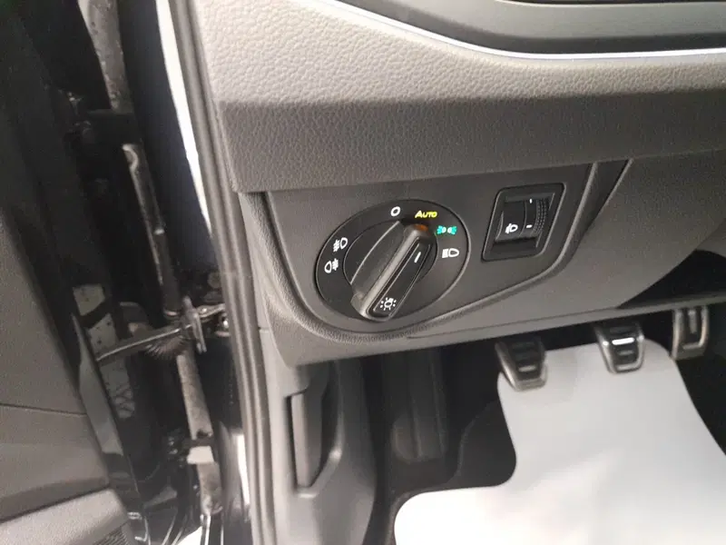 Volkswagen Taigo usata a Bologna (10)