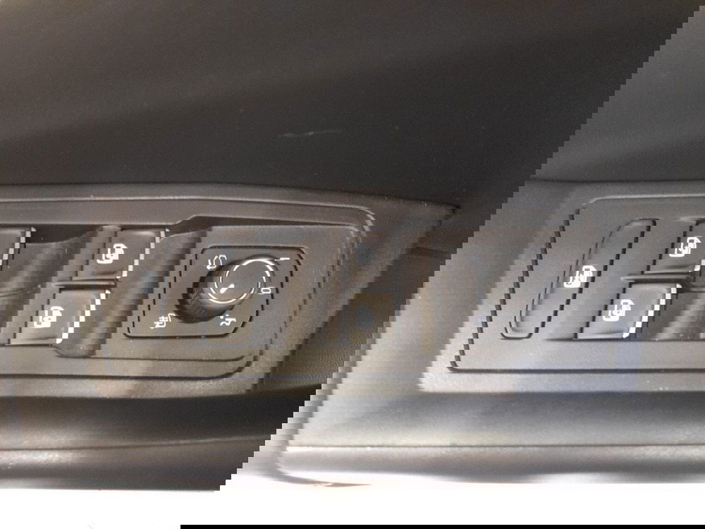 Volkswagen T-Roc usata a Bologna (9)
