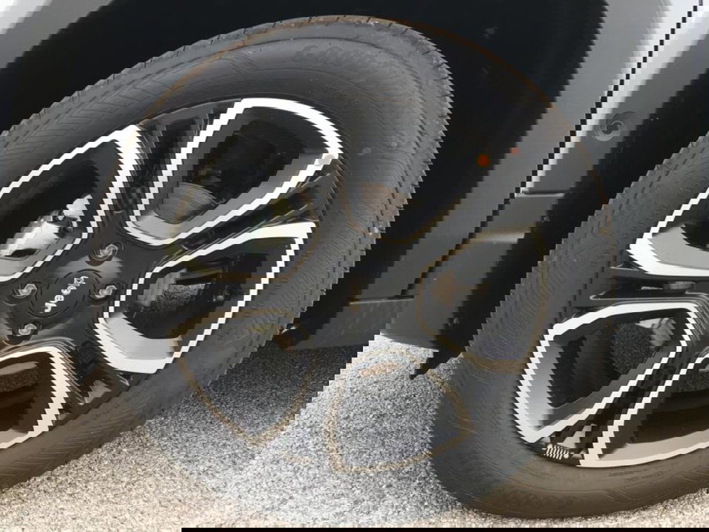 Jeep Avenger nuova a Cuneo (6)