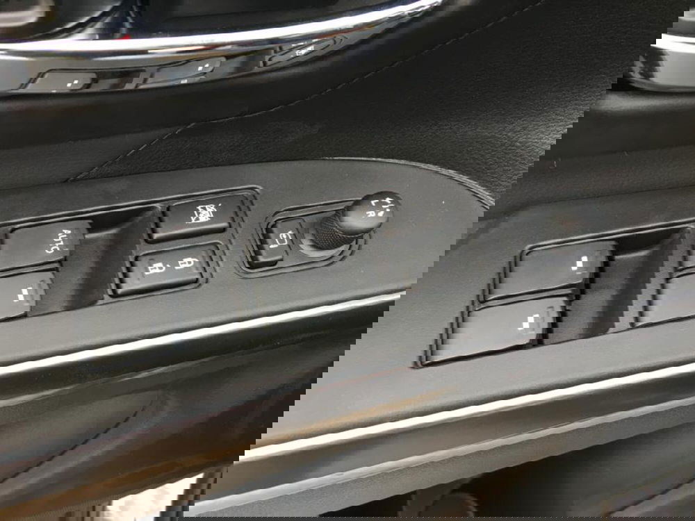 Suzuki S-Cross nuova a Cuneo (17)