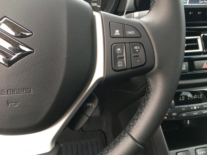 Suzuki S-Cross nuova a Cuneo (19)