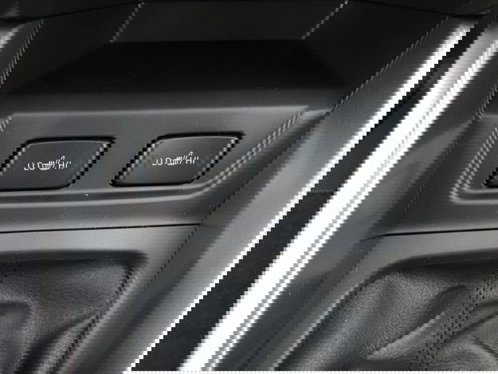 Suzuki Vitara nuova a Cuneo (18)