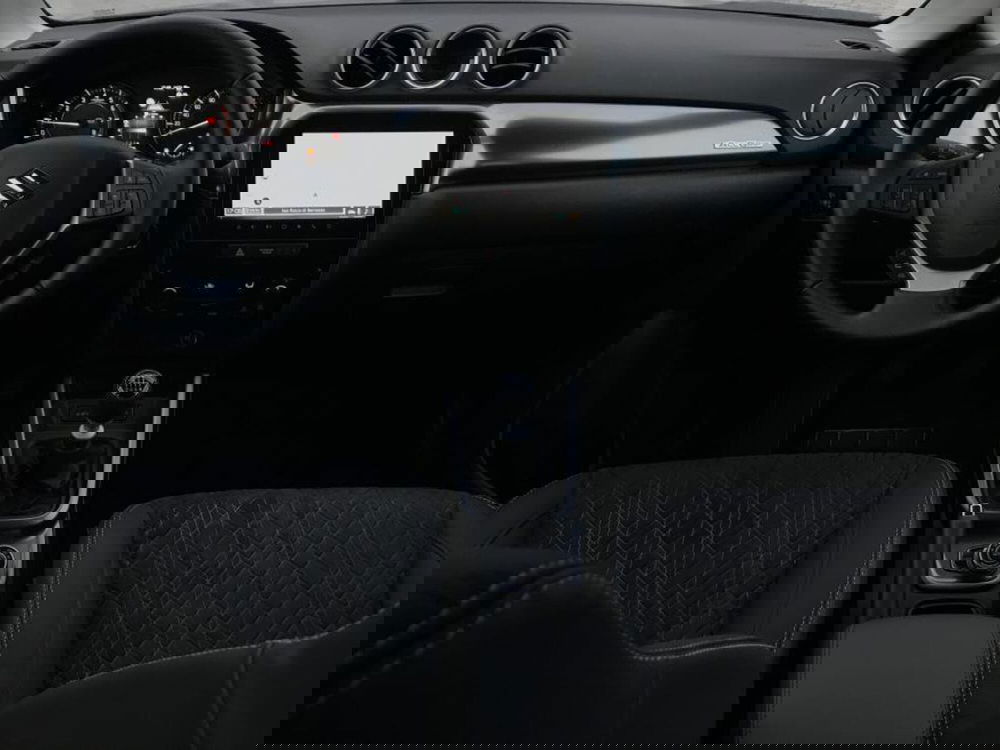 Suzuki Vitara nuova a Cuneo (6)