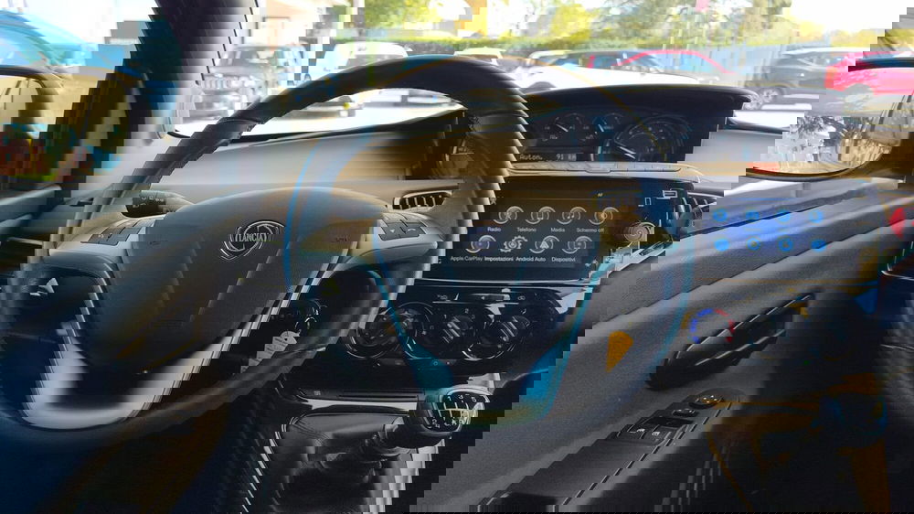 Lancia Ypsilon usata a Firenze (15)