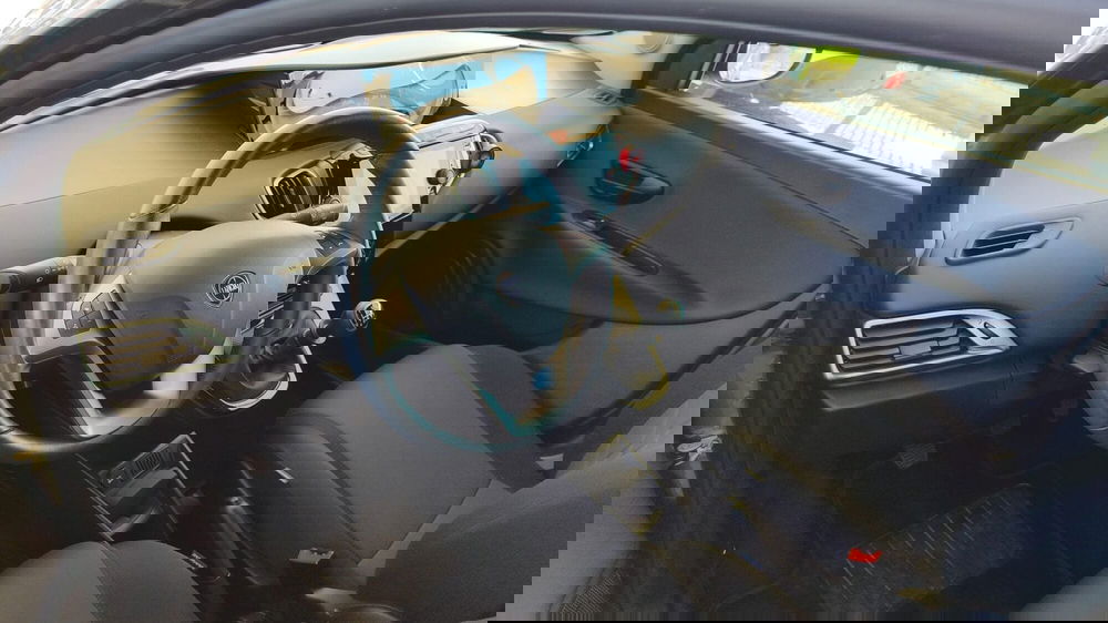 Lancia Ypsilon usata a Firenze (4)