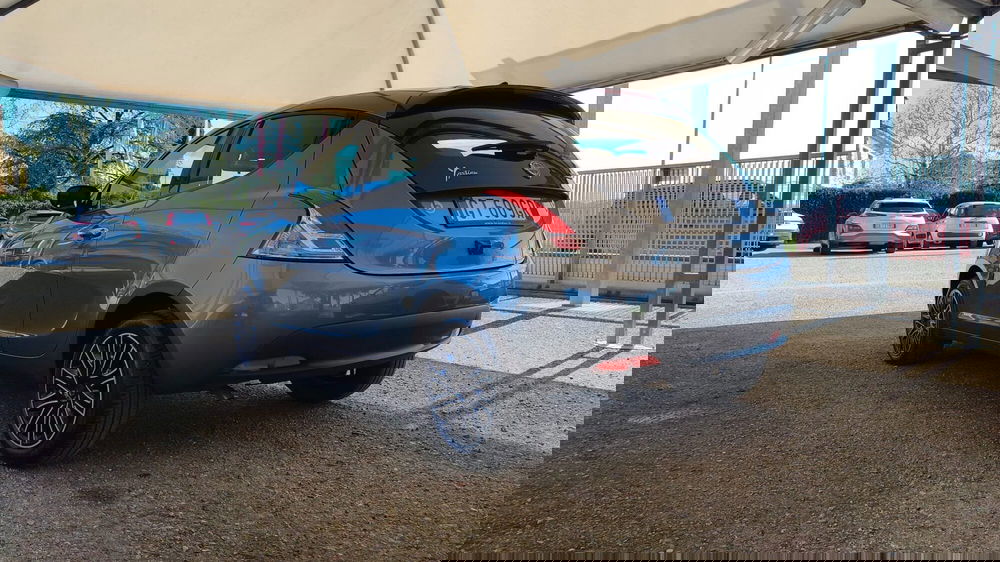 Lancia Ypsilon usata a Firenze (6)