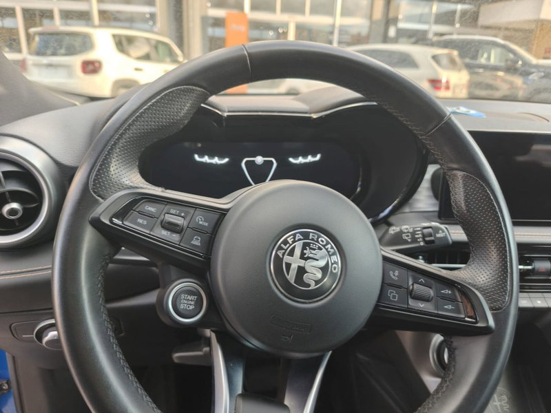 Alfa Romeo Tonale usata a L'Aquila (7)