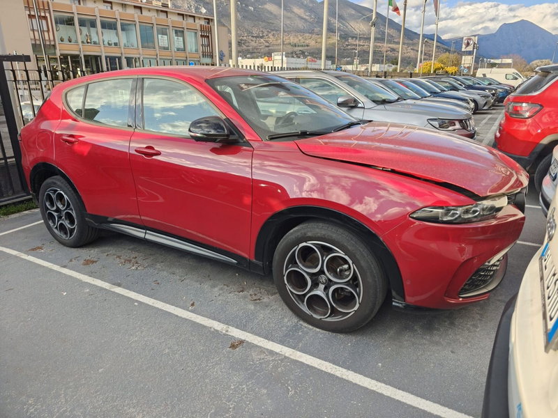 Alfa Romeo Tonale usata a L'Aquila (3)