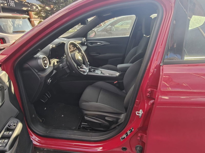 Alfa Romeo Tonale usata a L'Aquila (6)