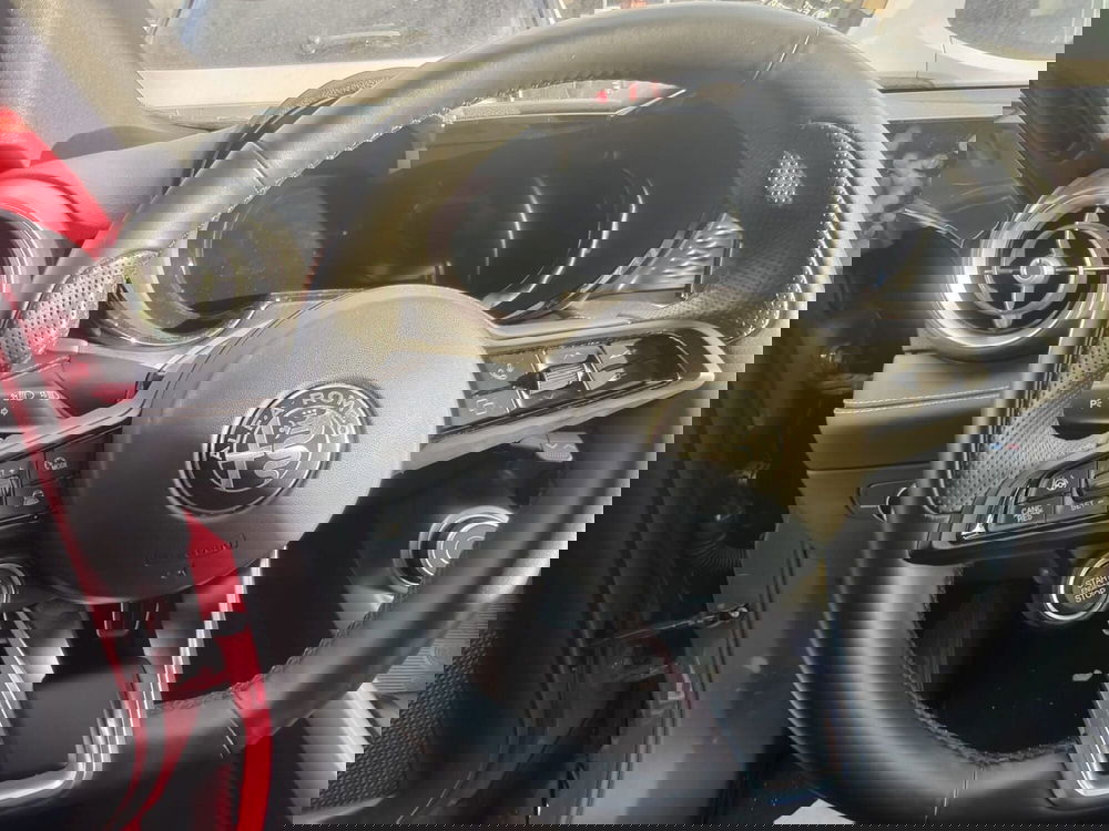 Alfa Romeo Tonale usata a L'Aquila (7)