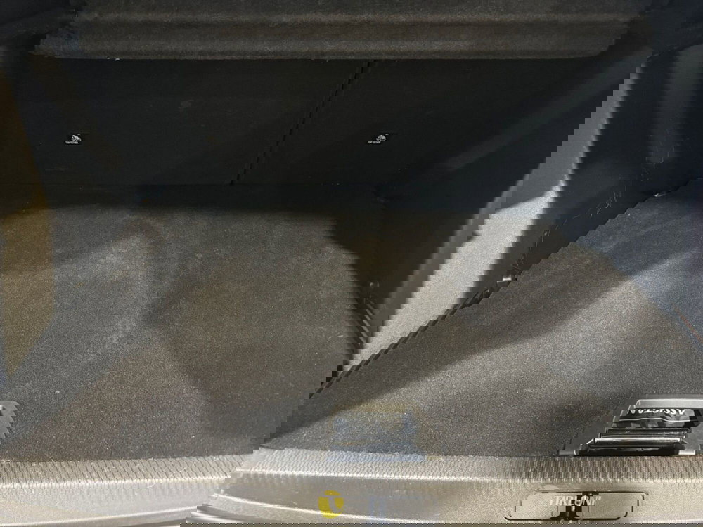 Peugeot 2008 usata a Milano (18)