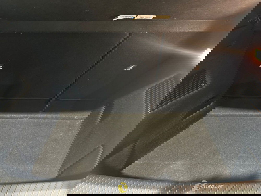 Renault Megane E-Tech Electric usata a Milano (17)