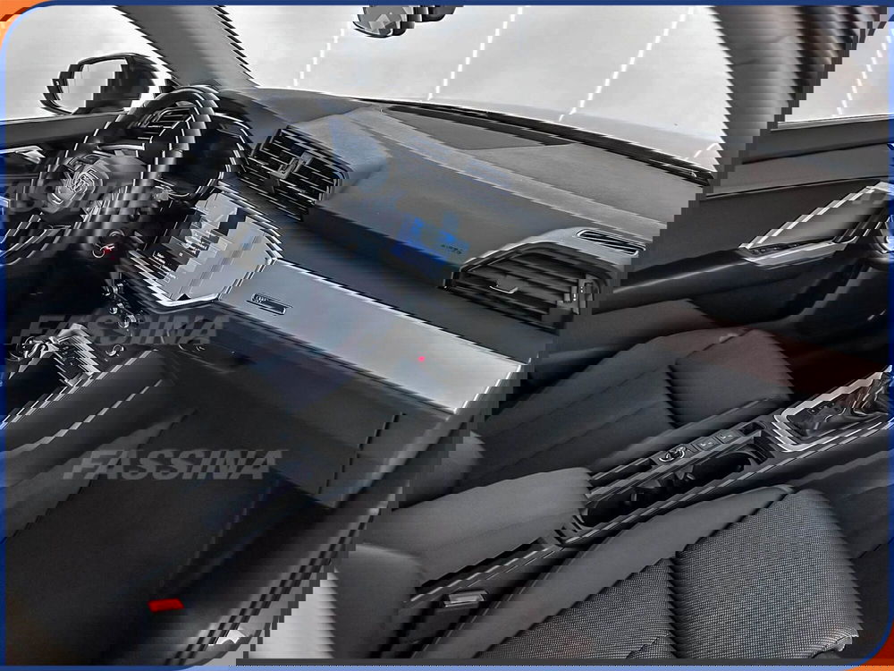 Audi Q3 Sportback usata a Milano (12)