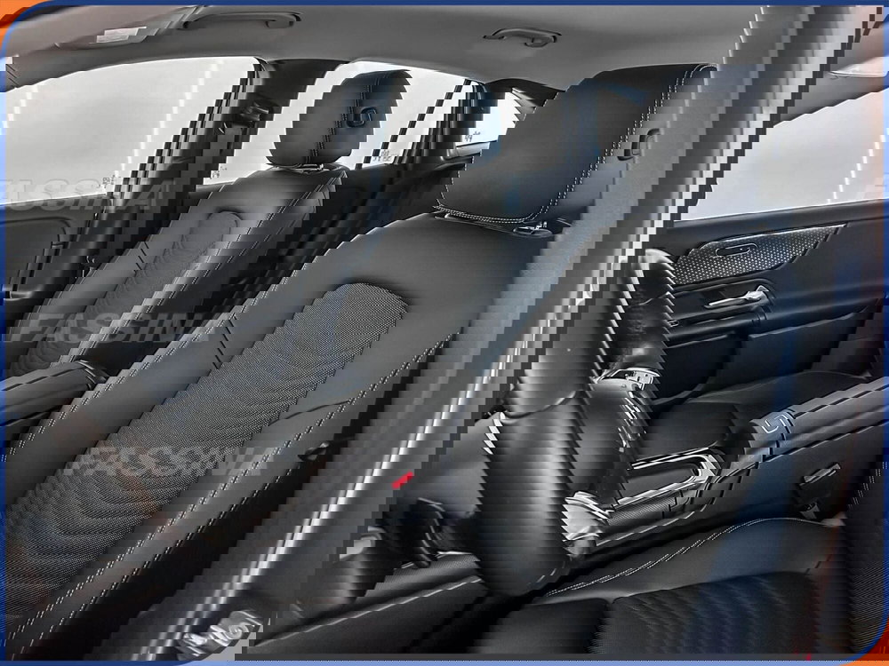 Mercedes-Benz GLA SUV usata a Milano (8)