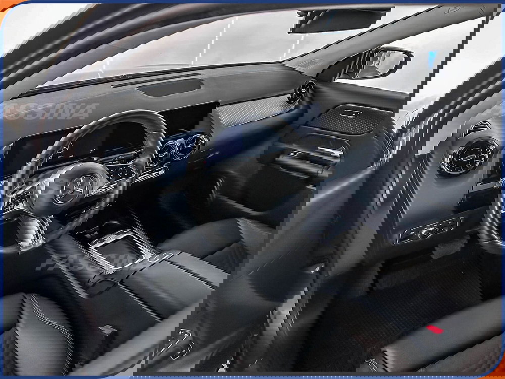 Mercedes-Benz GLA SUV usata a Milano (9)