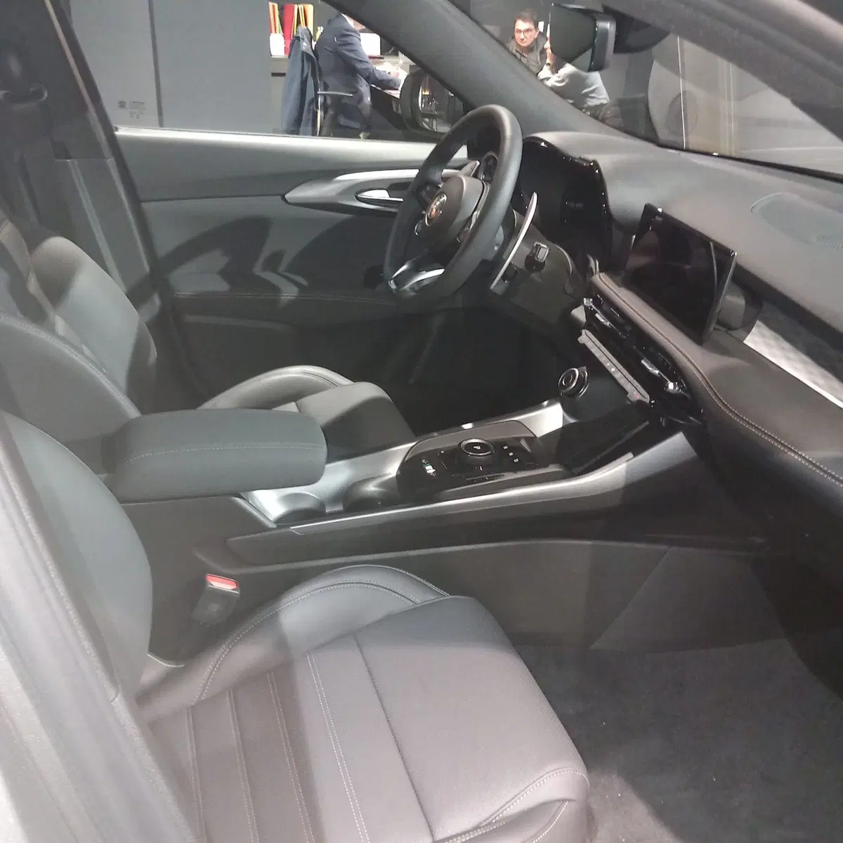 Alfa Romeo Tonale nuova a Palermo (13)