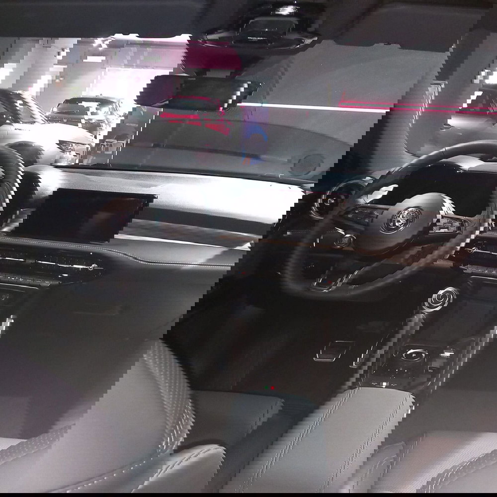 Alfa Romeo Tonale nuova a Palermo (14)