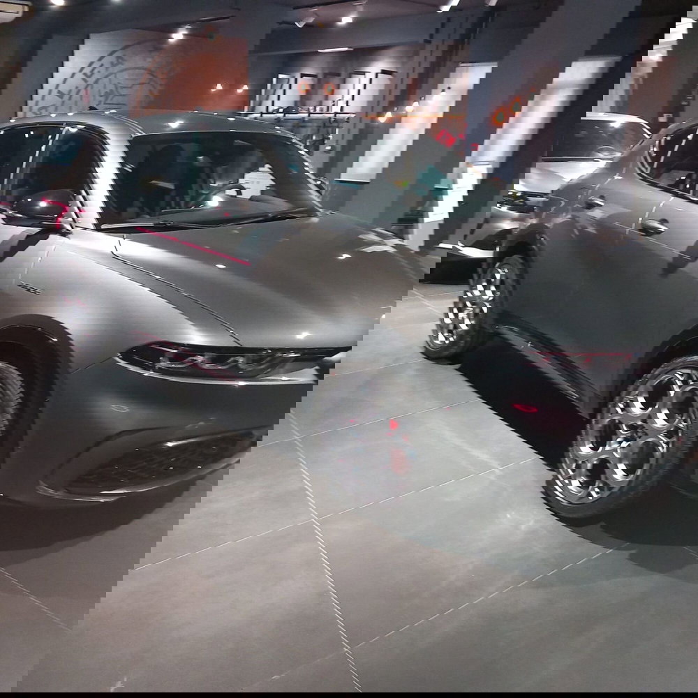 Alfa Romeo Tonale nuova a Palermo (16)