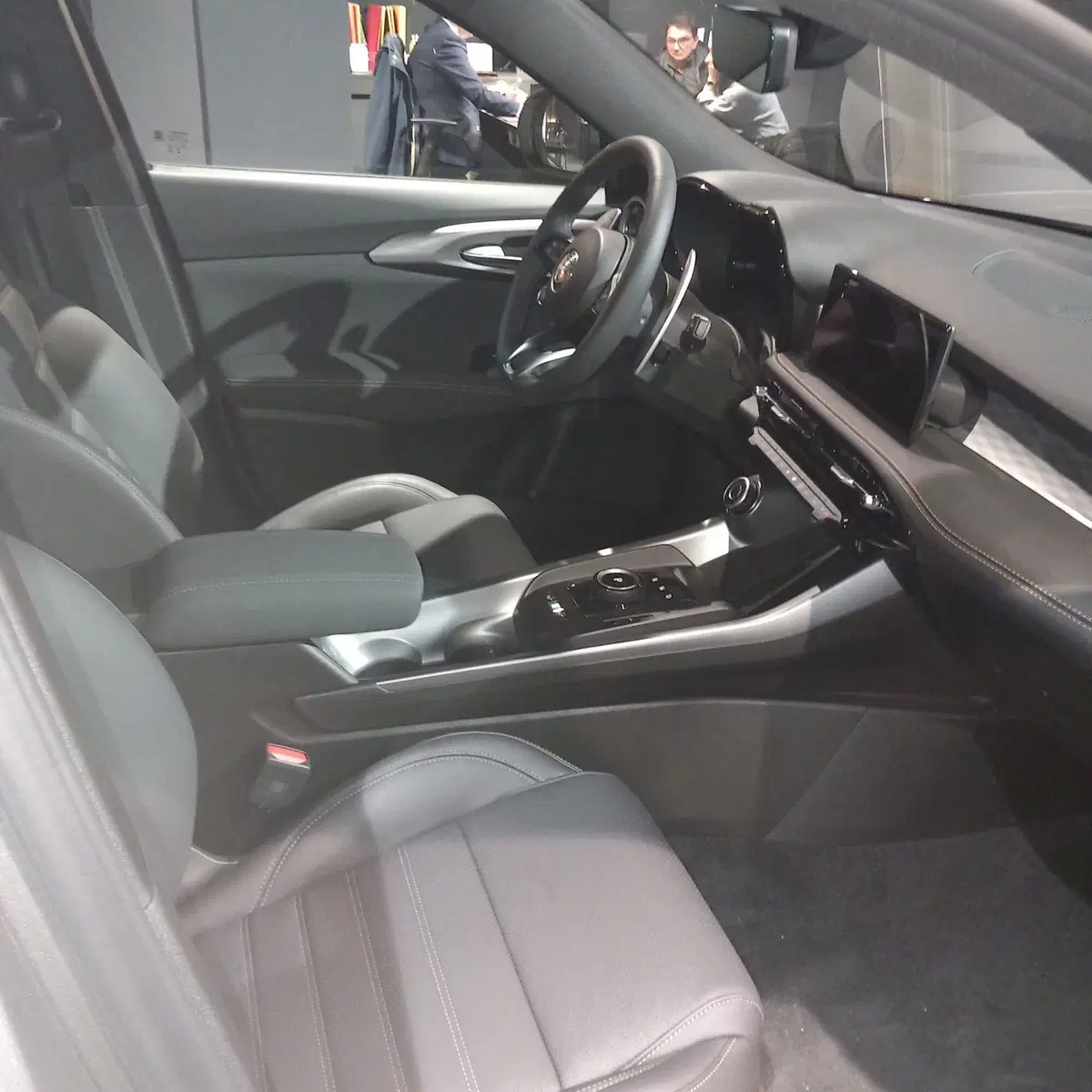 Alfa Romeo Tonale nuova a Palermo (5)