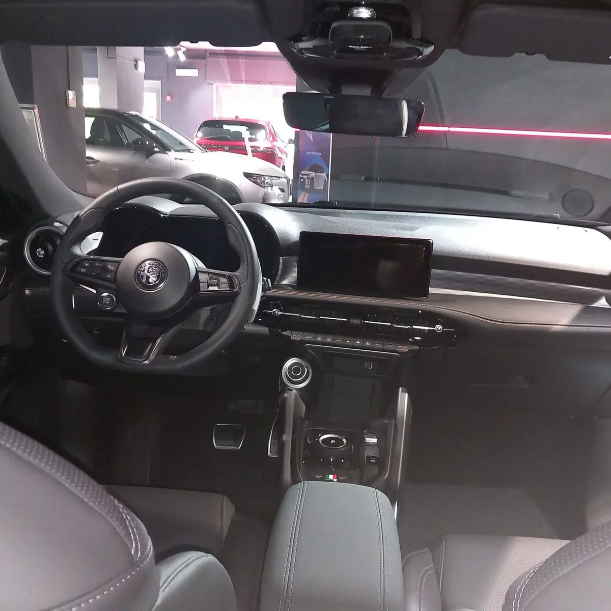 Alfa Romeo Tonale nuova a Palermo (6)