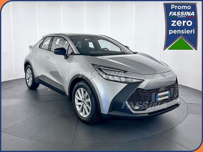 Toyota Toyota C-HR 1.8 hev Active fwd e-cvt nuova a Milano
