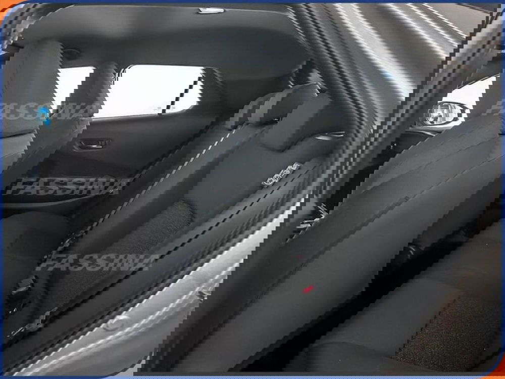 Toyota Toyota C-HR nuova a Milano (10)