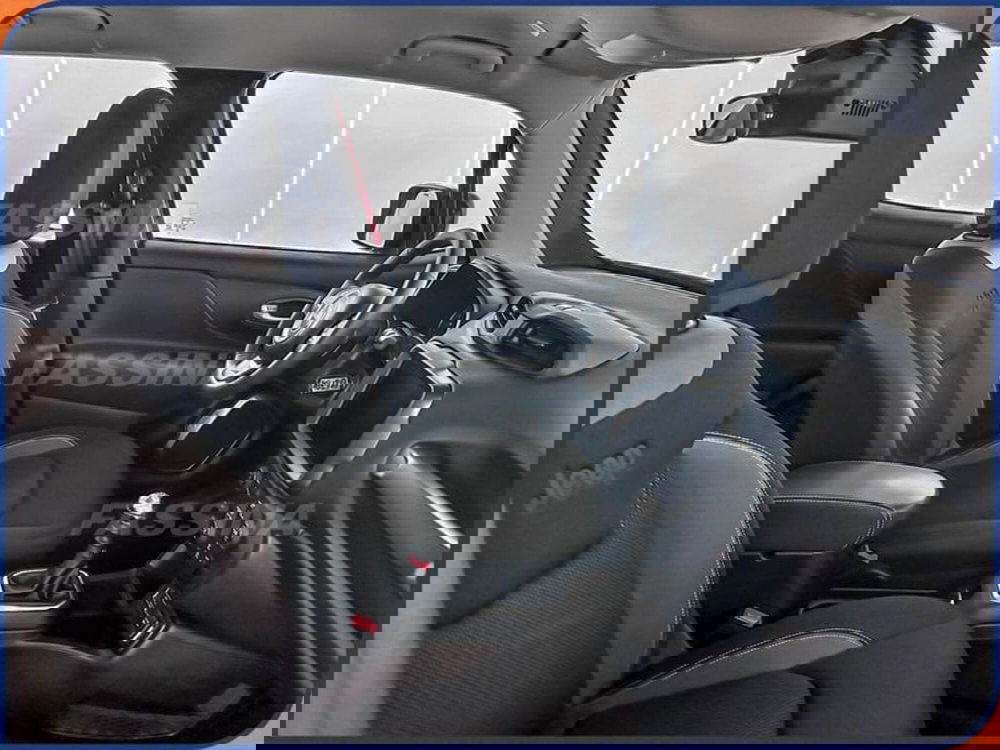 Jeep Renegade usata a Milano (13)