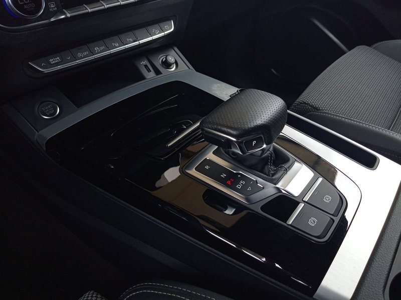 Audi Q5 Sportback usata a Bari (11)