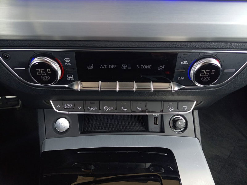 Audi Q5 Sportback usata a Bari (9)
