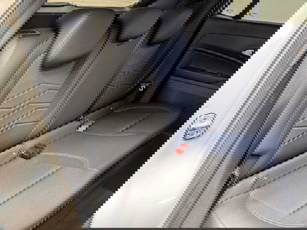 Jeep Avenger usata a Teramo (14)