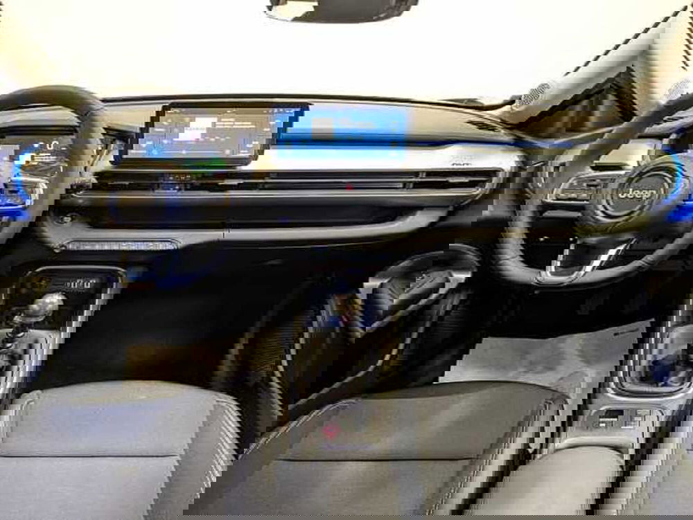 Jeep Avenger usata a Teramo (16)