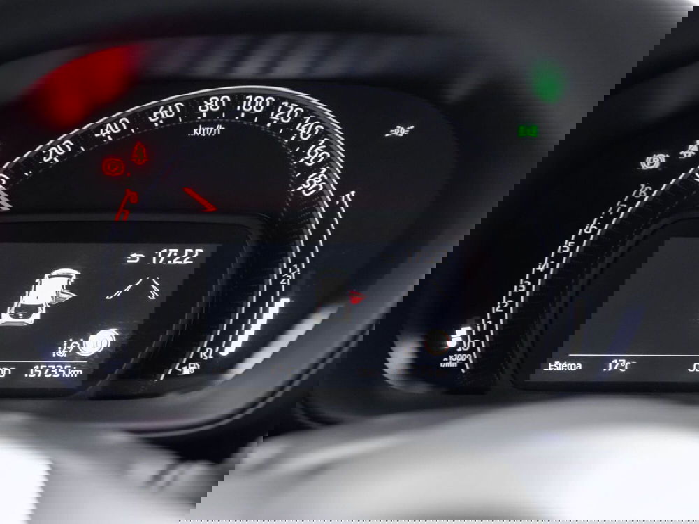 Toyota Aygo X usata a Foggia (13)