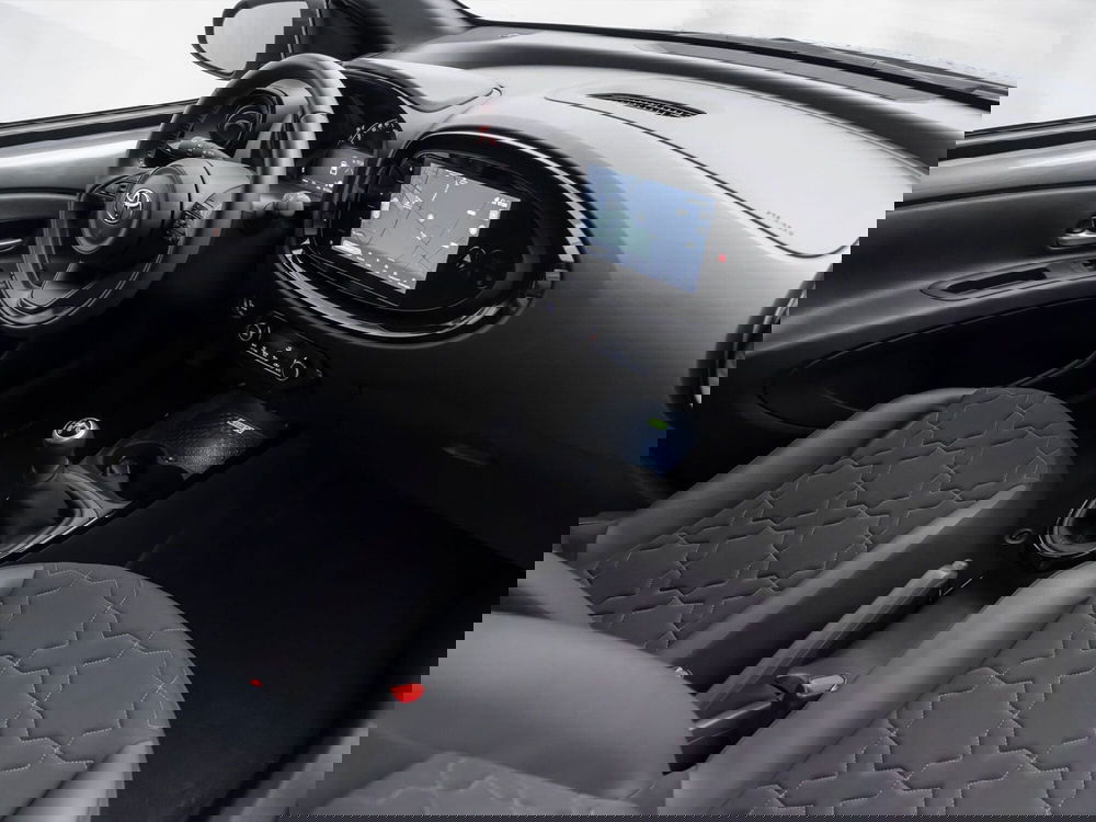 Toyota Aygo X usata a Foggia (6)