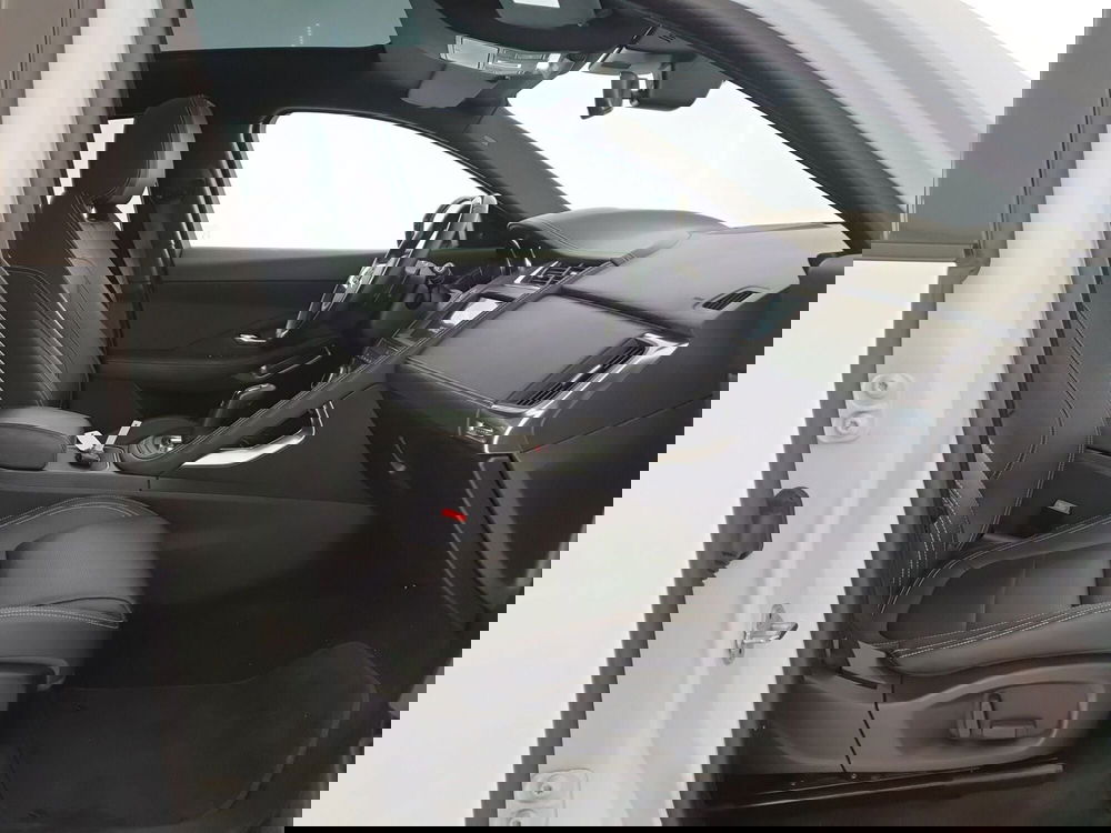 Jaguar E-Pace usata a Monza e Brianza (3)