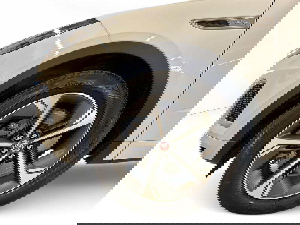 Jaguar E-Pace usata a Modena (12)